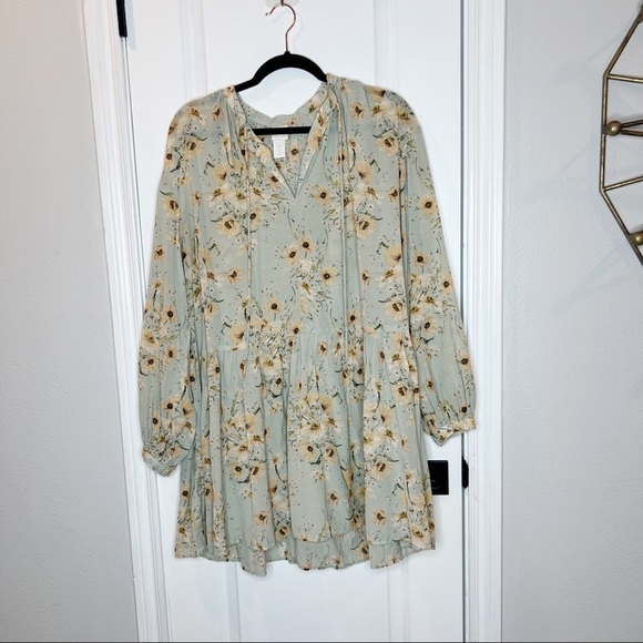 H&M Flowy Floral Dress SZ 6 /small - Picture 3 of 7